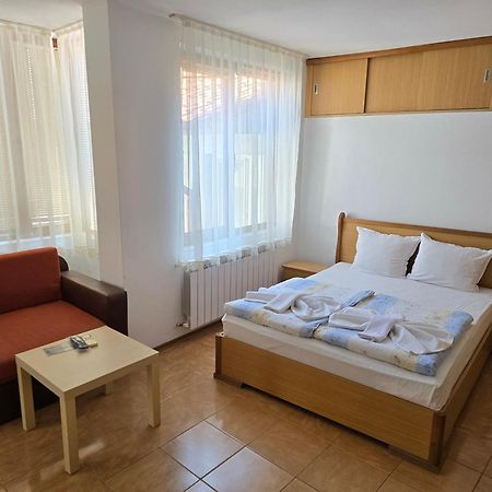 Elena Guest House Sosopol Exterior foto